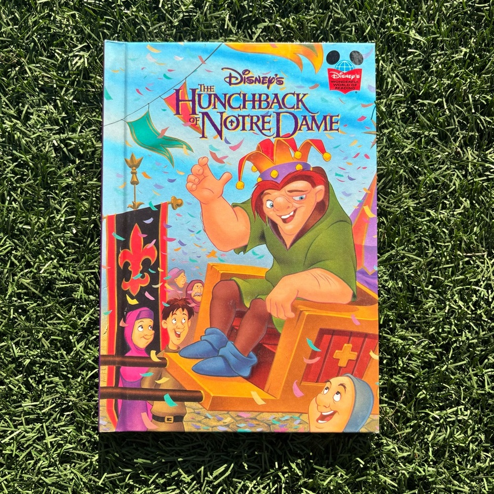 Vintage 1996 Disney’s The Hunchback of Notre Dame Children’s Book